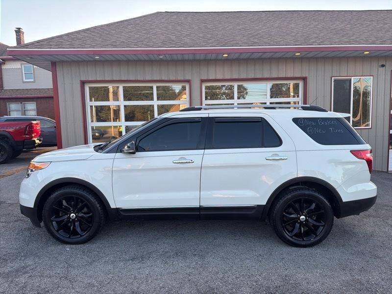 Ford Explorer XLT FWD 2012