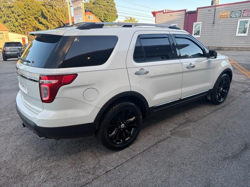 Ford Explorer XLT FWD 2012