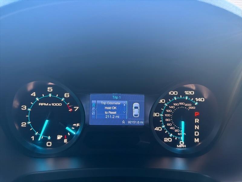 Ford Explorer XLT FWD 2012