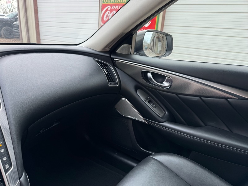 Infiniti Q50 3.0t Premium 2017