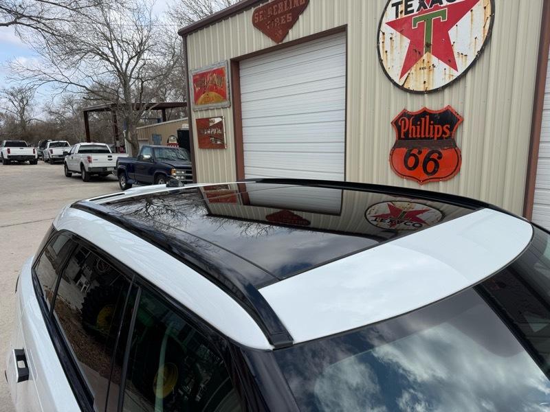 Land Rover Range Rover Velar P250 S 2024