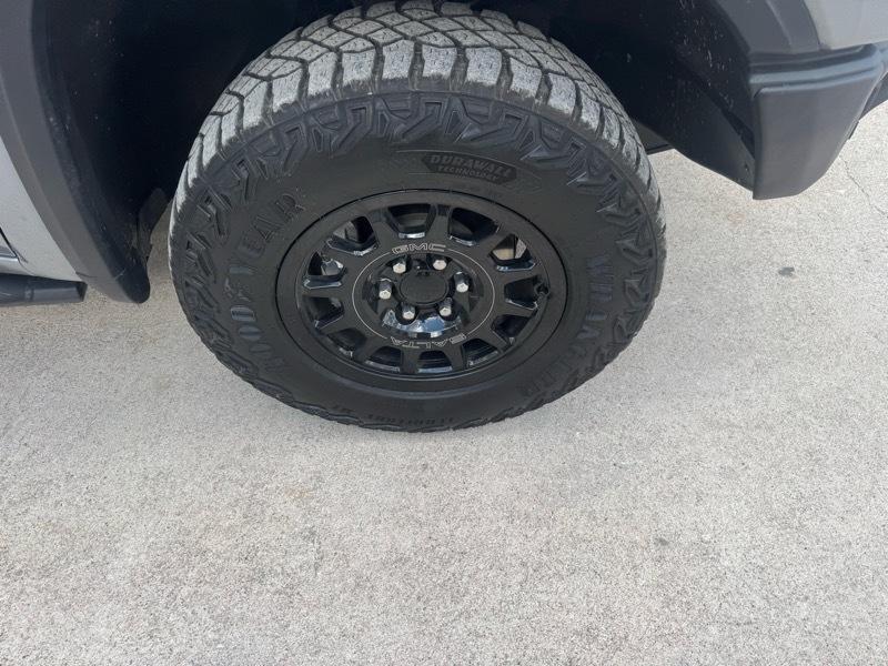 GMC Sierra 1500 AT4X Crew Cab 4WD 2024