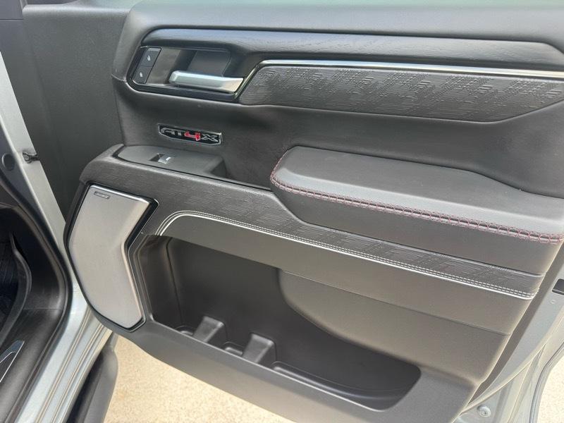 GMC Sierra 1500 AT4X Crew Cab 4WD 2024