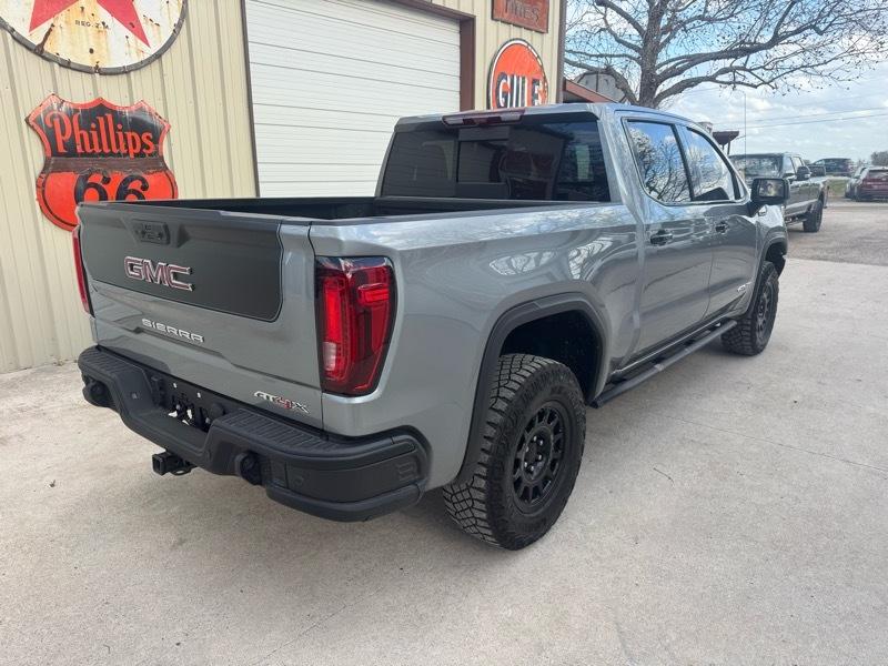 GMC Sierra 1500 AT4X Crew Cab 4WD 2024