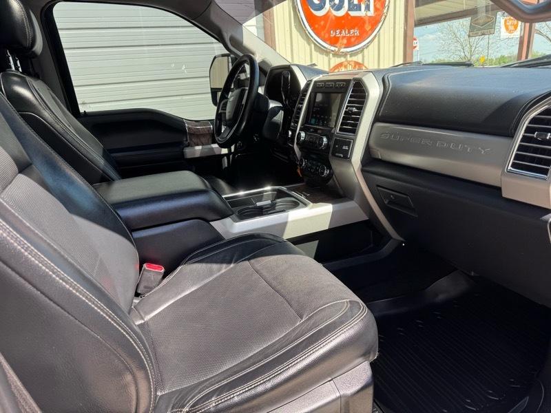 Ford F-250 SD Lariat Crew Cab 4WD 2017