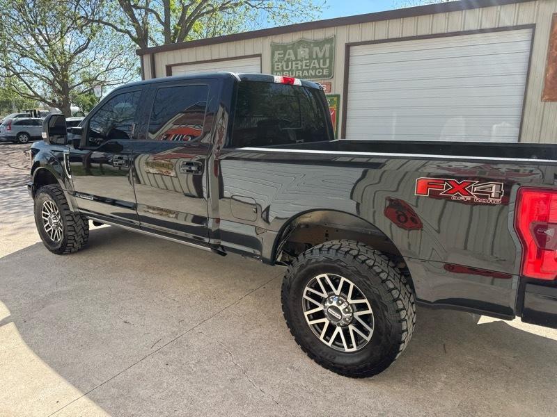 Ford F-250 SD Lariat Crew Cab 4WD 2017