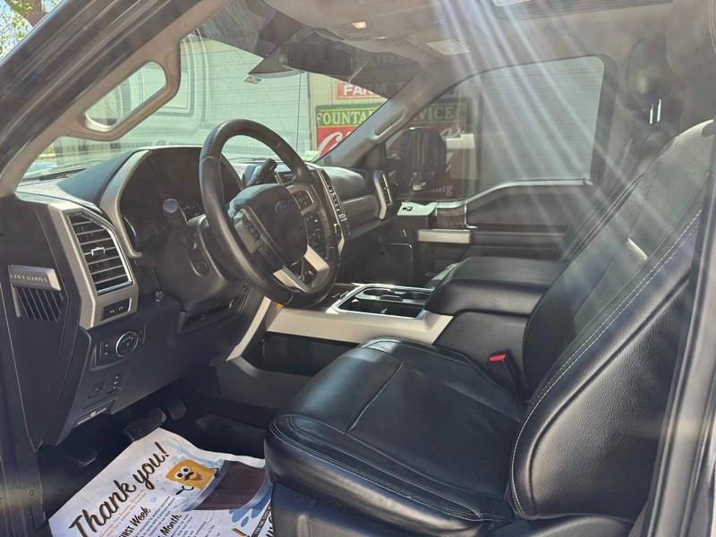 Ford F-250 SD Lariat Crew Cab 4WD 2017