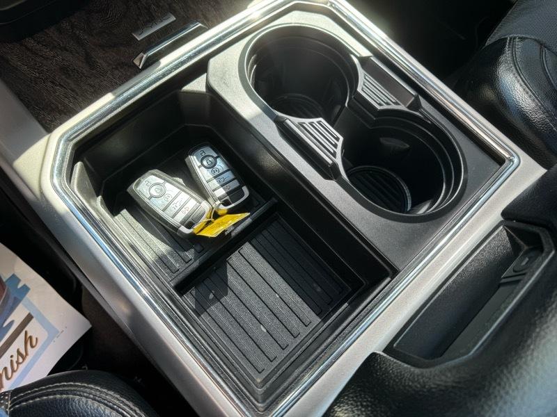 Ford F-250 SD Lariat Crew Cab 4WD 2017