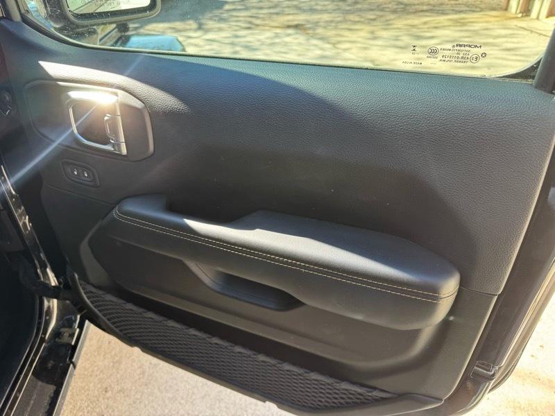 Jeep Wrangler 4xe Sahara 2025