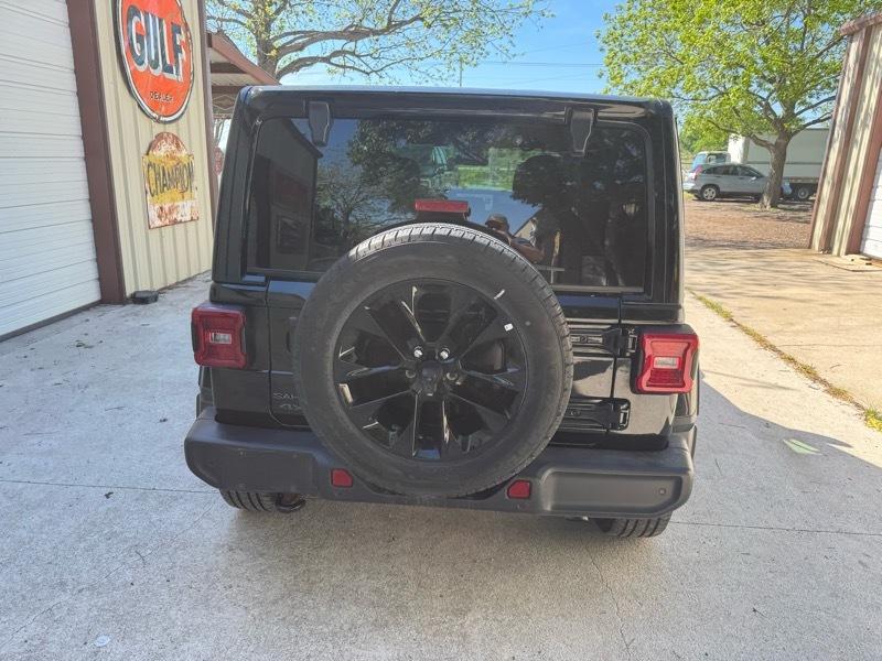 Jeep Wrangler 4xe Sahara 2025