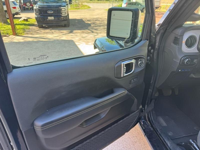 Jeep Wrangler 4xe Sahara 2025