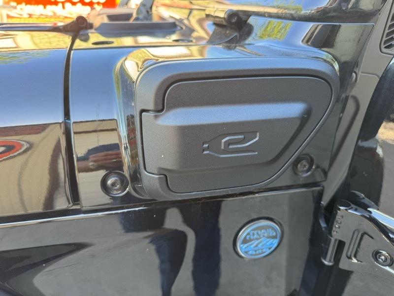 Jeep Wrangler 4xe Sahara 2025