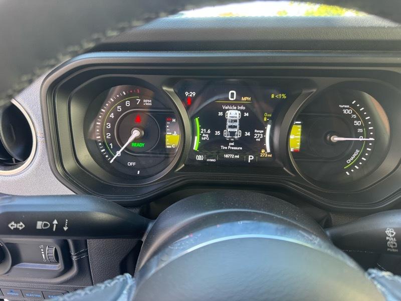 Jeep Wrangler 4xe Sahara 2025