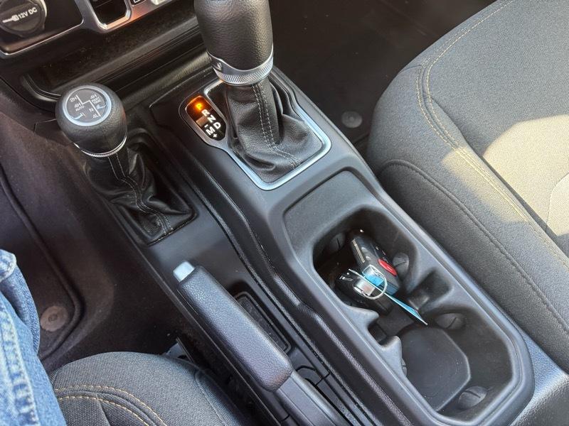 Jeep Wrangler 4xe Sahara 2025