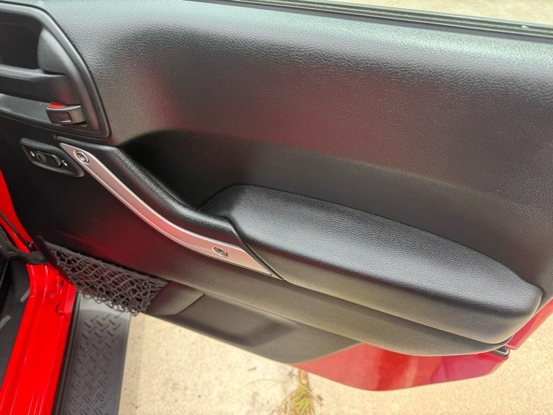 Jeep Wrangler Sahara 4WD 2015