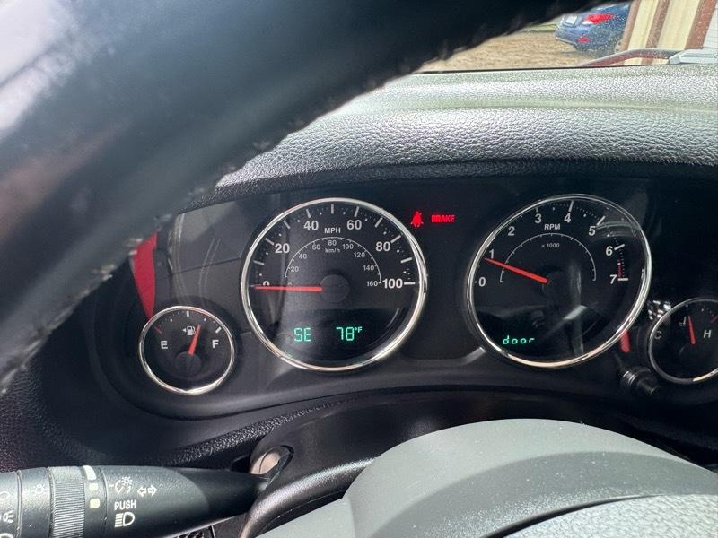 Jeep Wrangler Sahara 4WD 2015