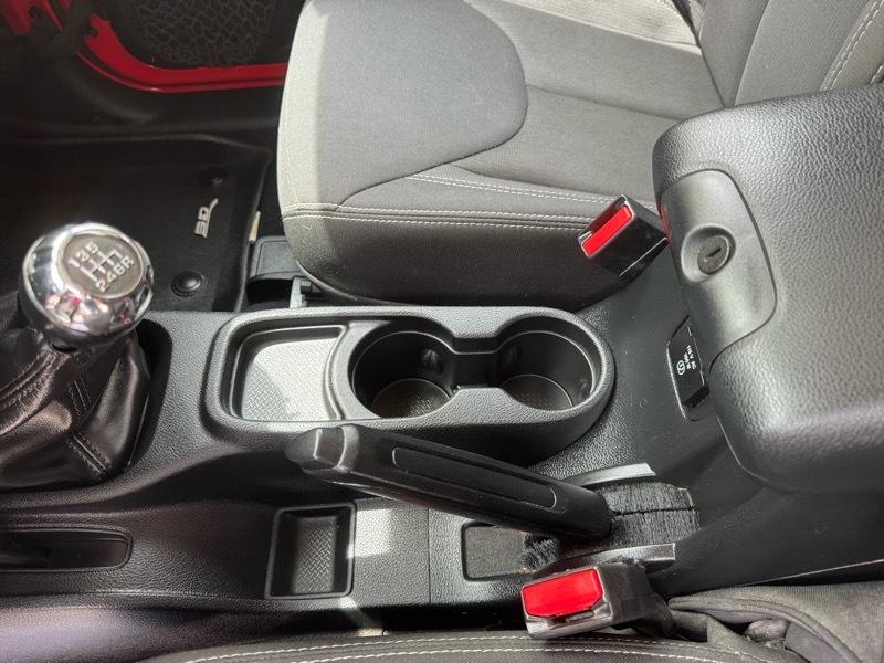 Jeep Wrangler Sahara 4WD 2015