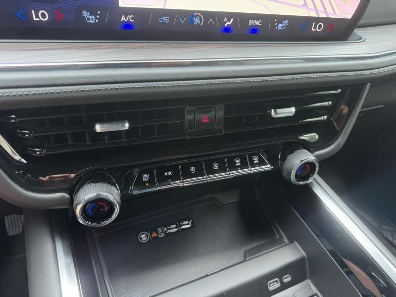 Chevrolet Suburban Z71 2025