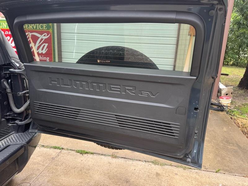 GMC HUMMER EV SUV 3X 2026
