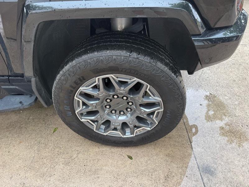 GMC HUMMER EV SUV 3X 2026