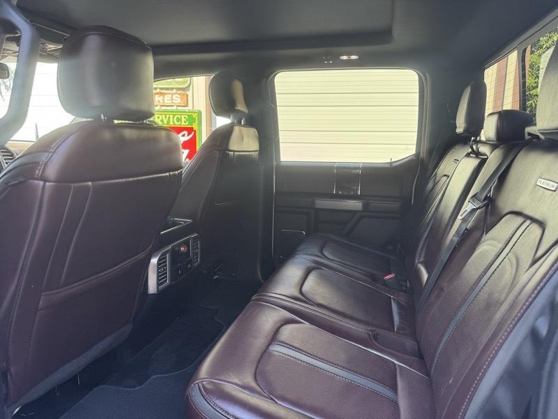 Ford F-250 SD Platinum Crew Cab 4WD 2017