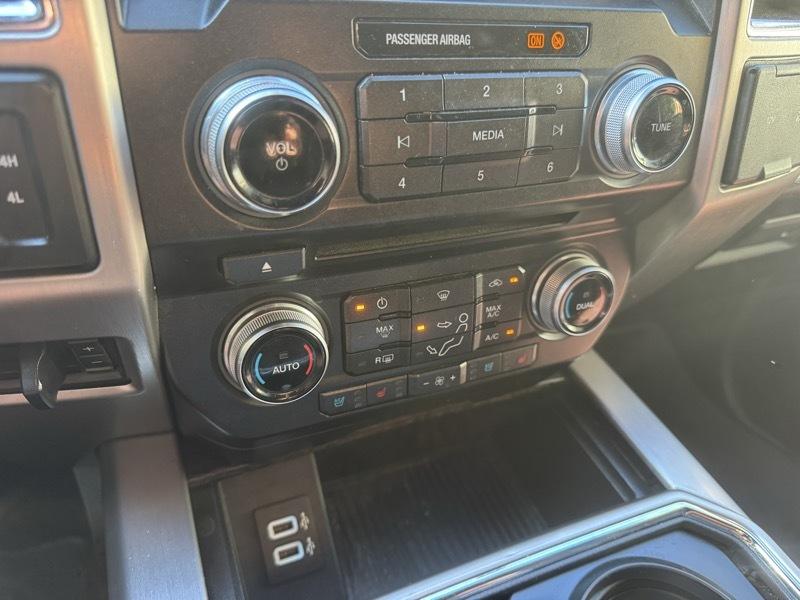 Ford F-250 SD Platinum Crew Cab 4WD 2017