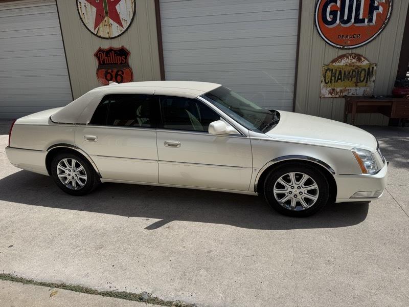 Cadillac DTS Luxury I 2009
