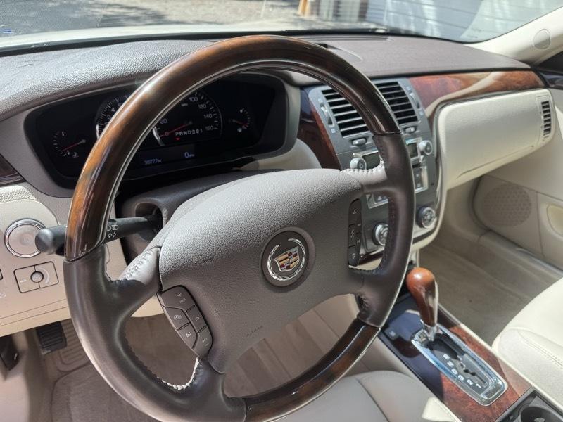 Cadillac DTS Luxury I 2009