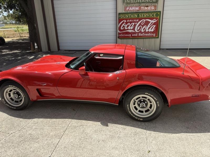 Chevrolet Corvette 2D Coupe 1979