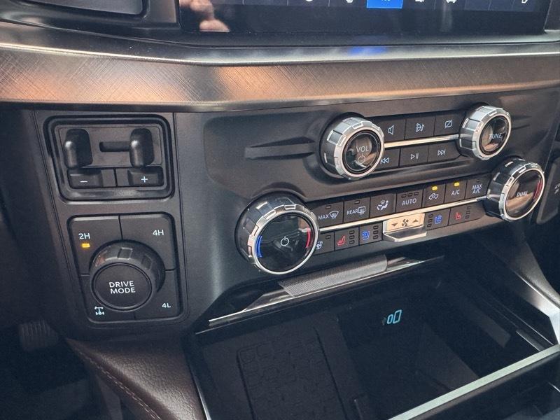 Ford F-350 SD King Ranch Crew Cab 4WD 2024