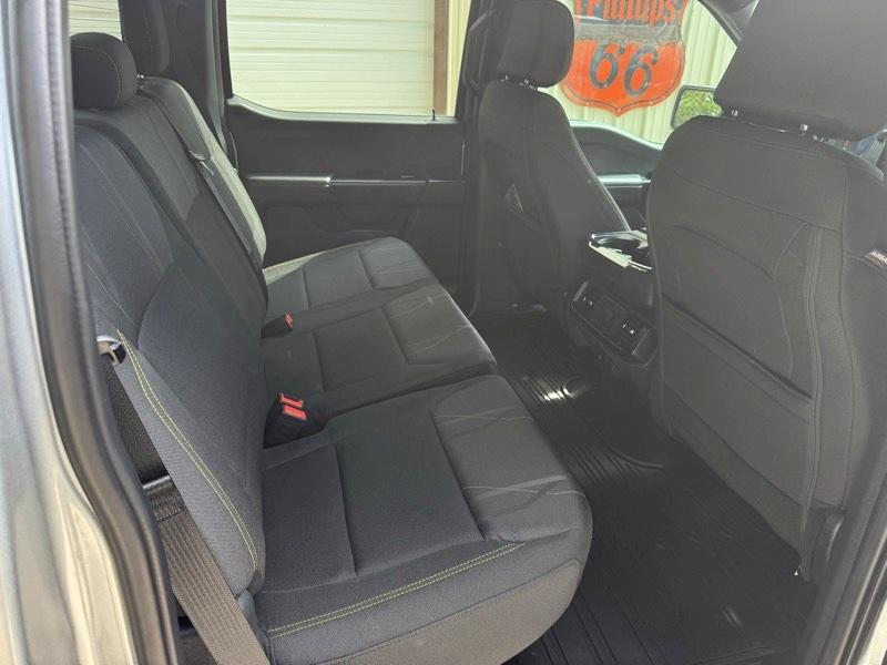 Ford F-150 2WD SuperCrew 145" STX 2025
