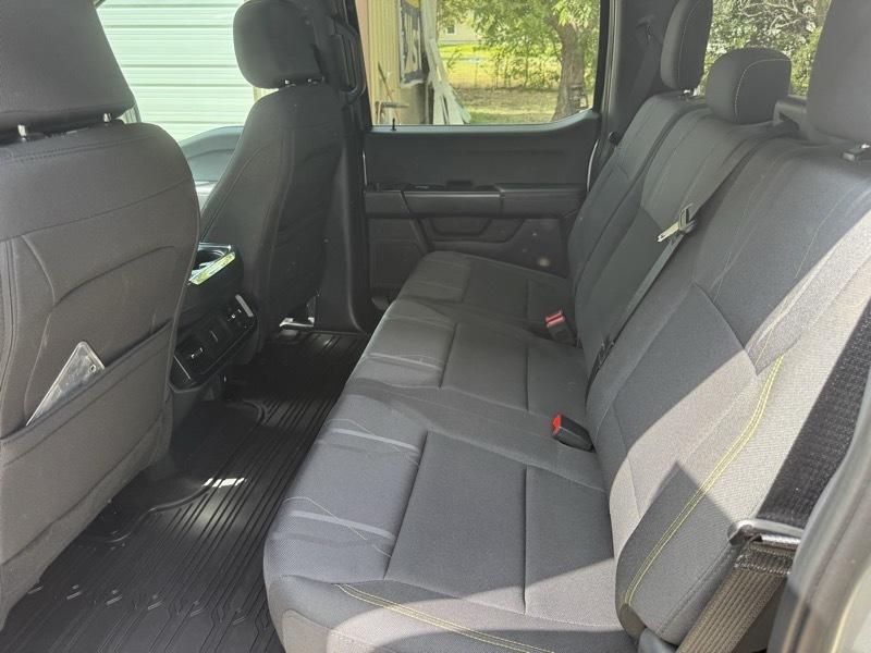 Ford F-150 2WD SuperCrew 145" STX 2025