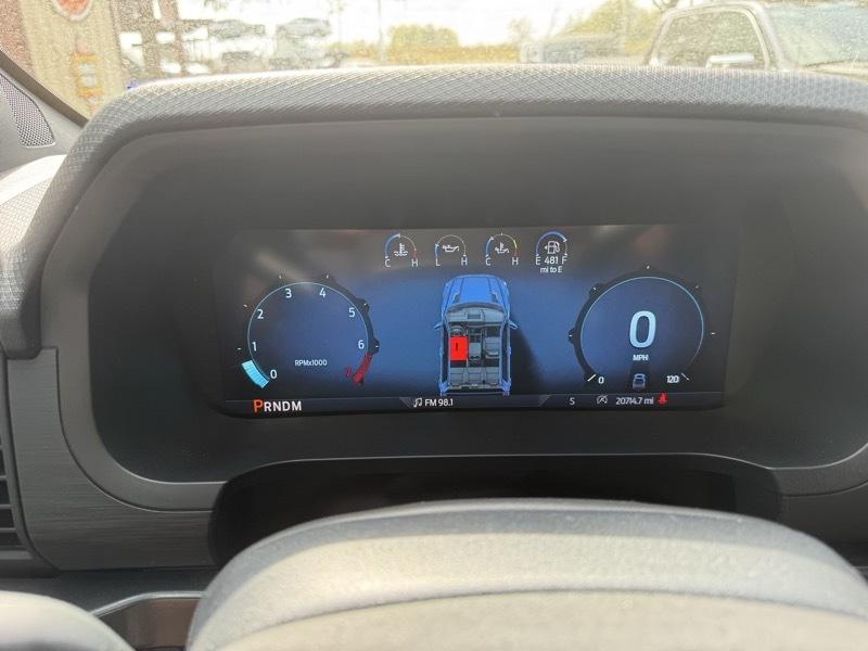 Ford F-150 2WD SuperCrew 145" STX 2025
