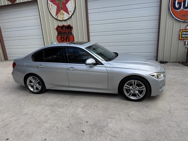 BMW 3-Series 330i SULEV Sedan 2018