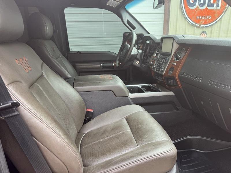 Ford F-350 SD King Ranch Crew Cab 4WD DRW 2016