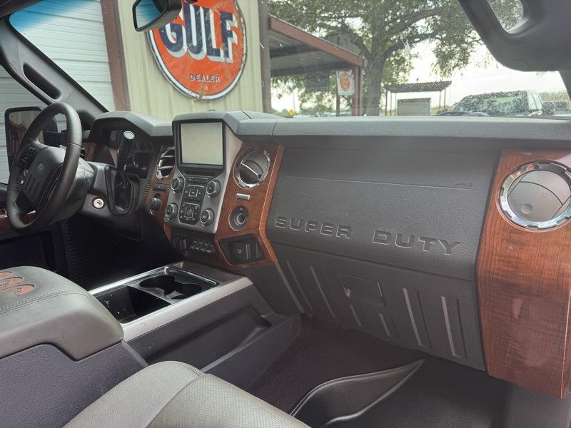 Ford F-350 SD King Ranch Crew Cab 4WD DRW 2016
