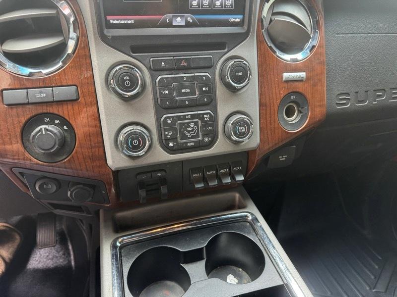Ford F-350 SD King Ranch Crew Cab 4WD DRW 2016