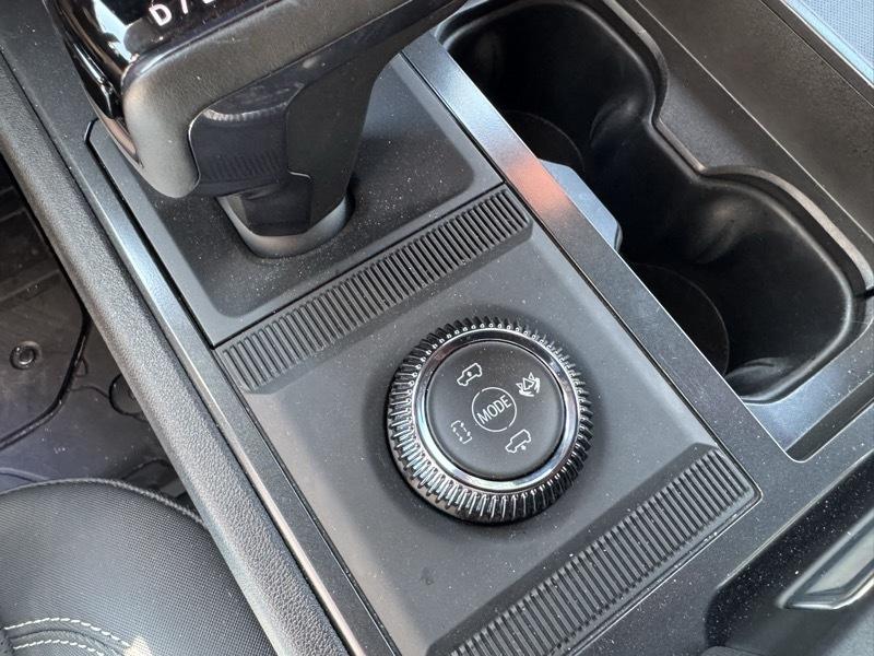 GMC HUMMER EV SUV 3X Carbon Fiber Package 2026