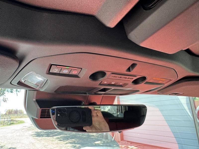 GMC HUMMER EV SUV 3X Carbon Fiber Package 2026