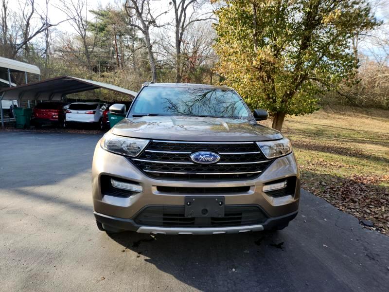 Ford Explorer XLT 4D SUV 4WD 2021