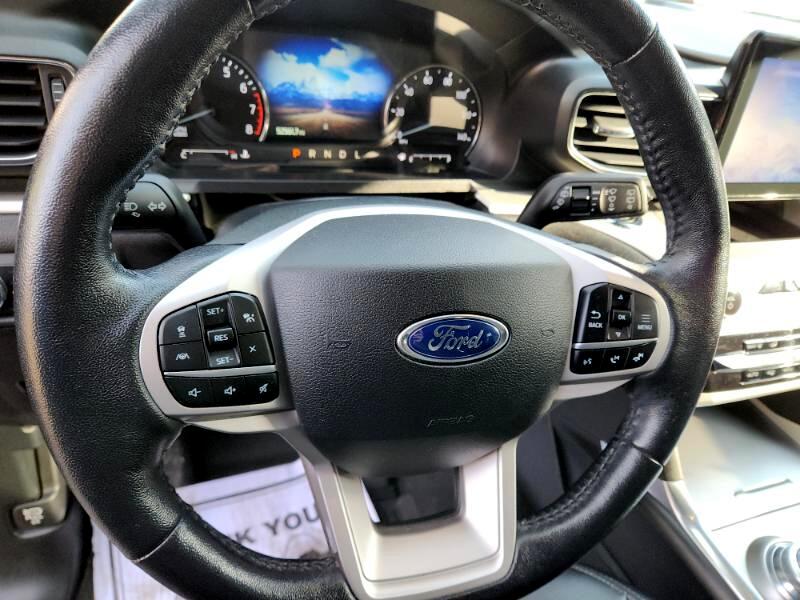 Ford Explorer XLT 4D SUV 4WD 2021
