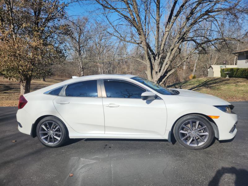 Honda Civic EX-L Sedan CVT 2020