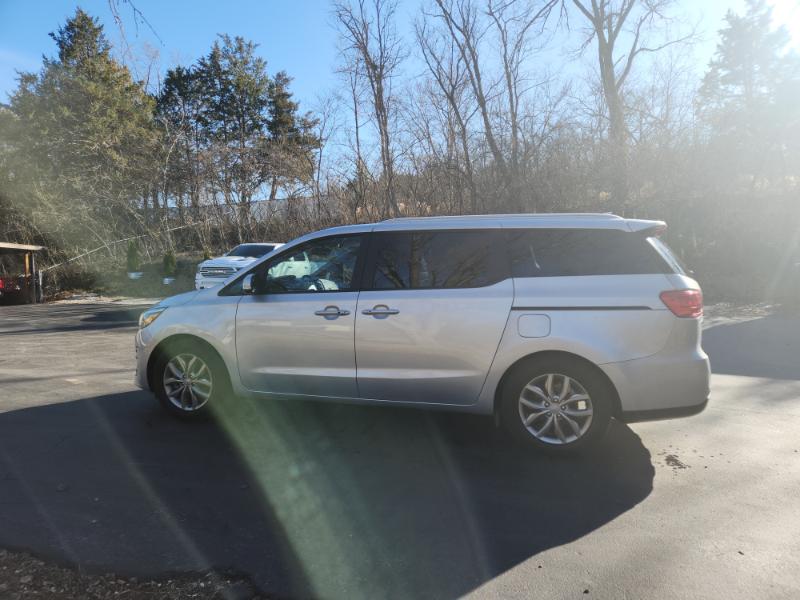Kia Sedona LX 2019