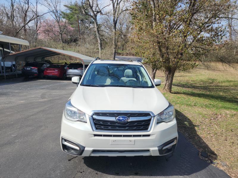 Subaru Forester 2.5i Premium PZEV CVT 2017