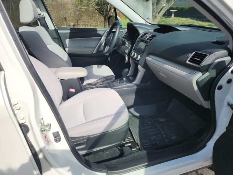 Subaru Forester 2.5i Premium PZEV CVT 2017