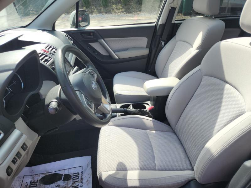 Subaru Forester 2.5i Premium PZEV CVT 2017