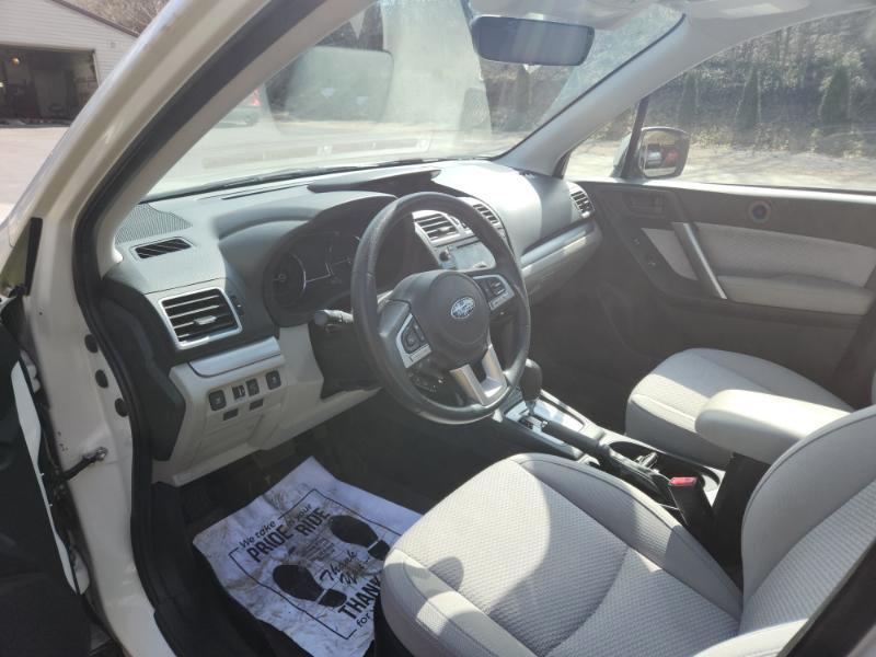 Subaru Forester 2.5i Premium PZEV CVT 2017