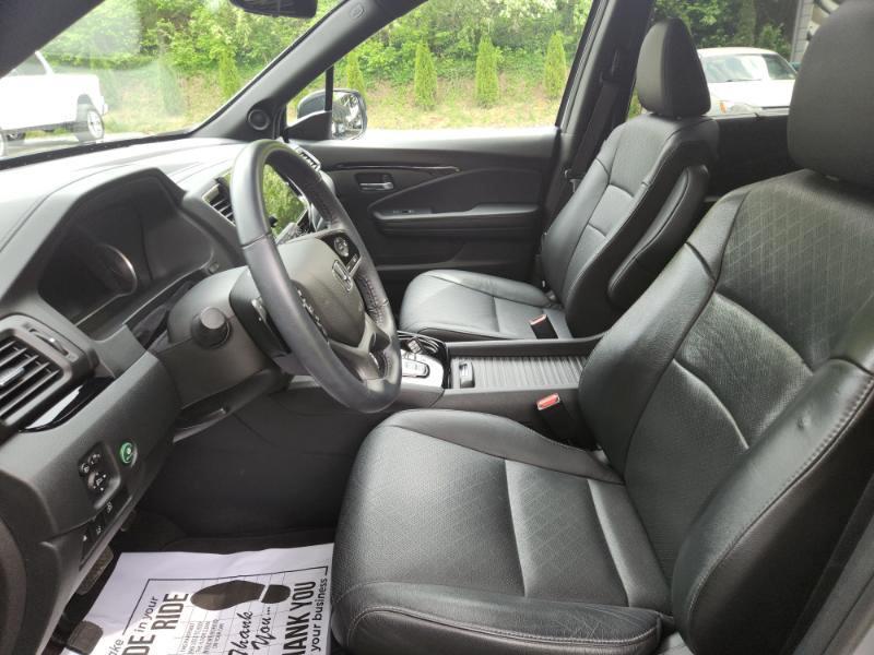 Honda Passport Touring AWD 2021