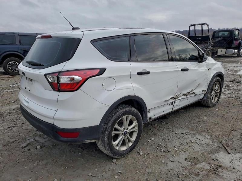 Ford Escape S FWD 2018