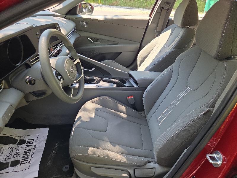 Hyundai Elantra SEL 2023
